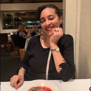 Meet your Posher, Veronica